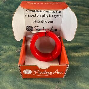 0080 Penelope Ann Spice It Up Bracelet Red Chunky Magnetic Snap Clasp Bangle NWT